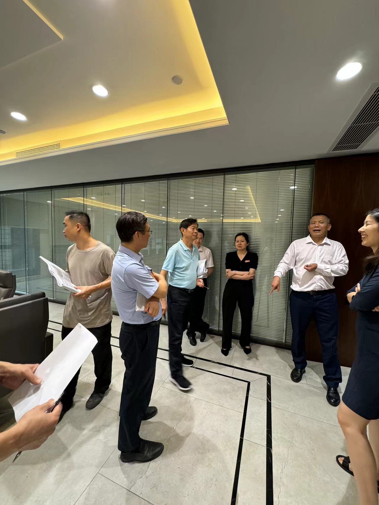 广龙鑫：安装监控实验曝光，结果惊呆百万网友！